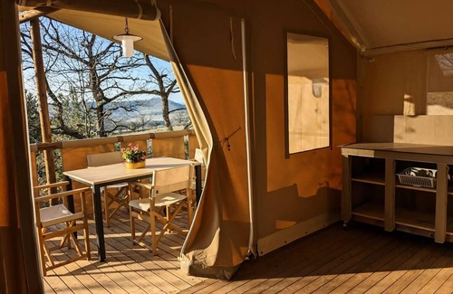 Belloc House | Camping le Roc del Rey* - Jungle lodge 3 rooms 4 people without bathroom