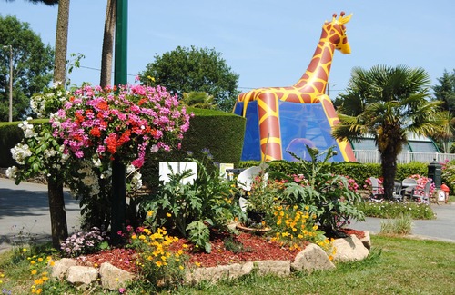 Tredrez-Locquemeau RV Rental | Camping Les Capucines