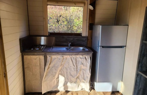 Chatillon House | Campsite Domaine de l'Epinette* - Carrelet Pilotis Partial View of the River 3 Rooms 5 People