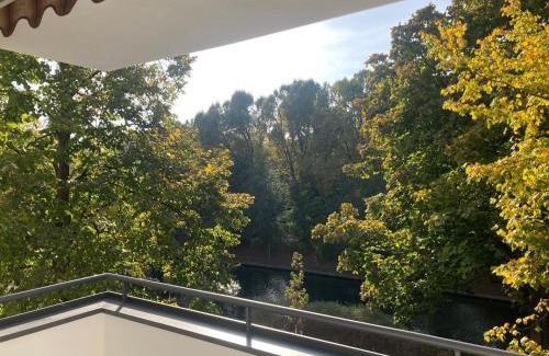 Neukoelln House | Canal-Front at Maybachufer - 80 sqm Two-Bedroom Apartment book one room or full appartment