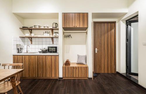 Hai Ba Trung Apartment | CANAVERAL Residence near Hoan Kiem-OUTSTANDING Rooftop with Private Pool