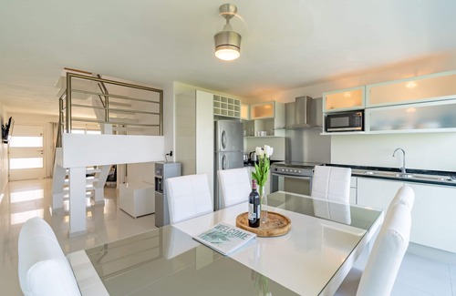 Zona Hotelera Apartment | Cancun Chic, beachfront apartment, 3 bedrooms, 3 bathrooms