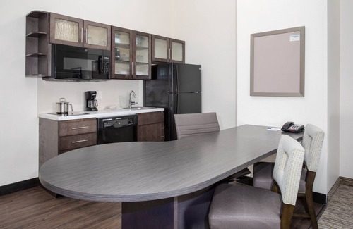 Cheyenne Hotel | Candlewood Suites Cheyenne by IHG