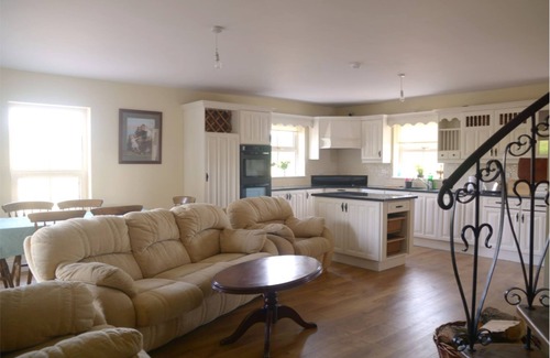 Macroom House | Cannaway House B&B