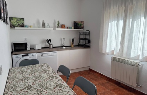 Los Hinojosos Ski Chalet | Cantarranas Tourist Accommodation