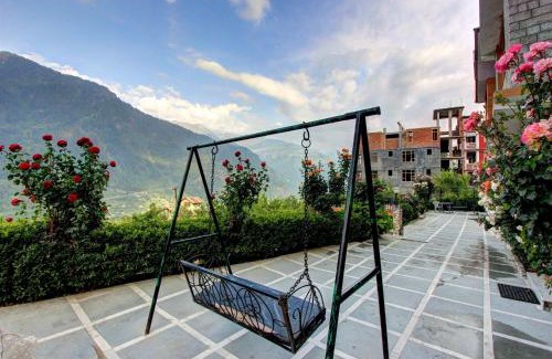 Rajkot Hotel | Cantholi Lodge