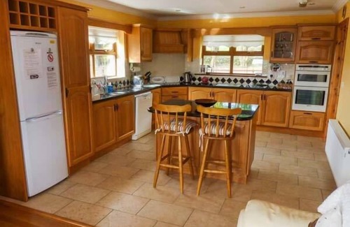 Kilcrohane Cottage | CAOLA NUA, family friendly, with a garden in Kilcrohane, County Cork
