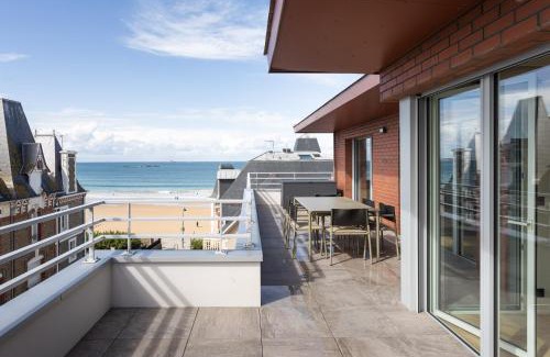Parame Apartment | Cap de Jade - Jolie vue sur plage de Rochebonne