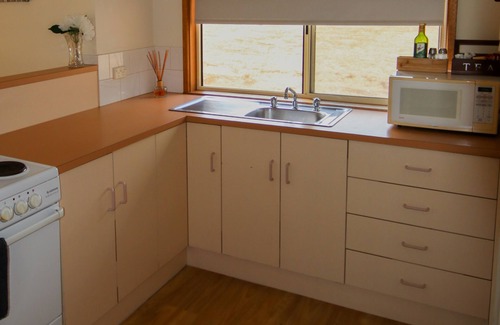 Cape Jervis Hotel | Cape Jervis Accommodation & Caravan Park