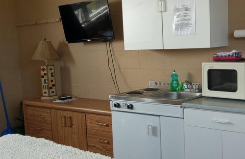 Mavillette Hotel | Cape View Motel And Cottages