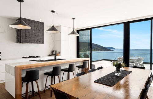 Wye River House | Cape Wye - Iconic Great Ocean Road Views and property