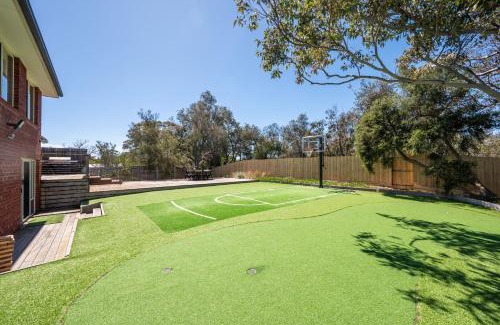 Capel Sound House | Capel Grand Villa - Pet-Friendly Beach Escape