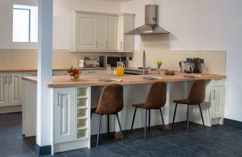 Rhiwbryfdir House | Capel Salem