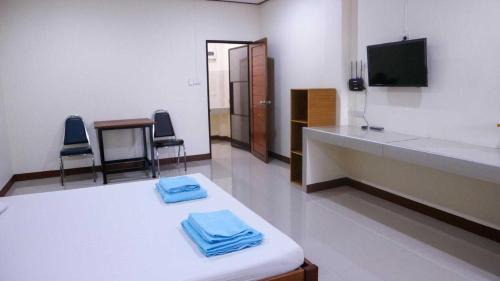 Samut Songkhram Hotel | Capital O 75521 Sang Siri Apartment