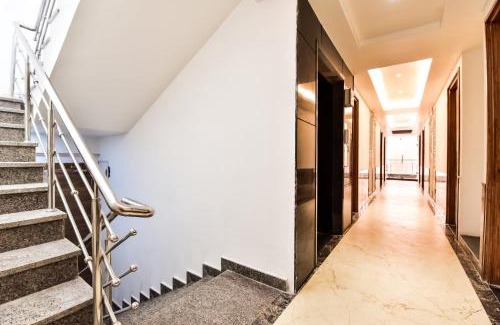 Uchiyarda Hotel | Capital O Maurya Inn