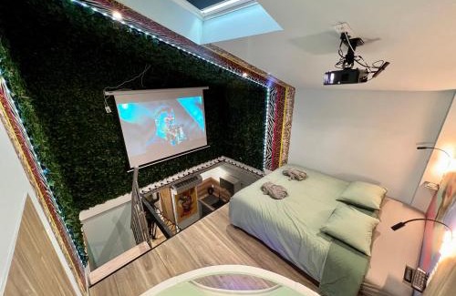 Douai Apartment | Capsule Safari - Jacuzzi - Nintendo Switch - Netflix & Home cinéma - Pouf géant - Filet suspendu