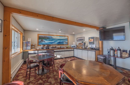 Haines Hotel | Captain's Choice Motel