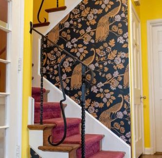 Cornwall House | Cardinal Inn Western Room