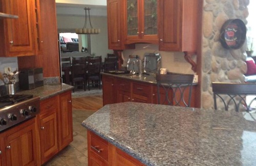 Bethel House | Caribou Run Private Retreat with Mountain Views