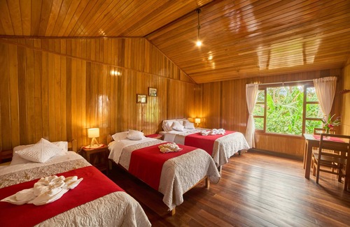 Oxapampa Hotel | Carolina Egg Gasthaus