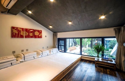 Huairou House | Carpenter's Rustic Courtyard-Great Wall