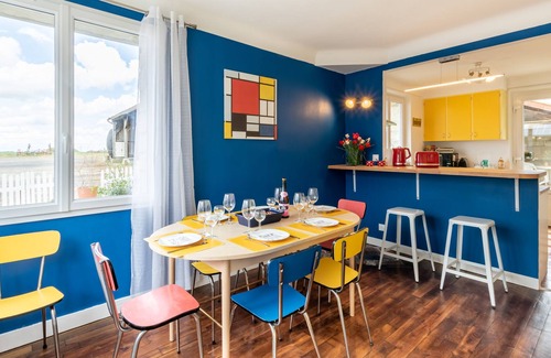 Samoussy House | Carré Vintage - maison avec jardin proche Laon