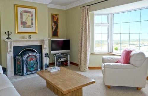 Caherdaniel House | Carraig Oisin