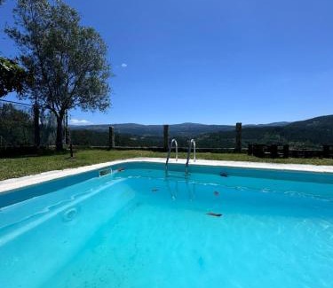 Mondariz House | Casa 2 habitaciones con piscina y cenador al aire libre