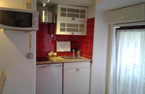 Salir de Matos House | Casa Adega Do Mosteiro - Turismo Rural