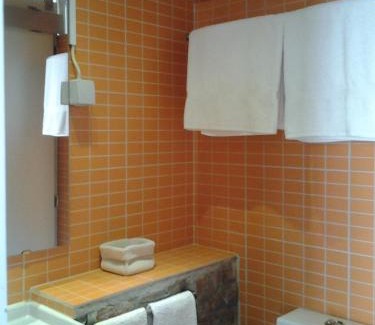 Salir de Matos House | Casa Adega Do Mosteiro - Turismo Rural