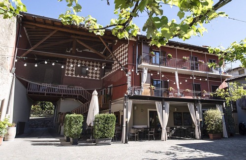 Adrara San Martino Apartment | casa alessandra Apartment between mountains and lakes