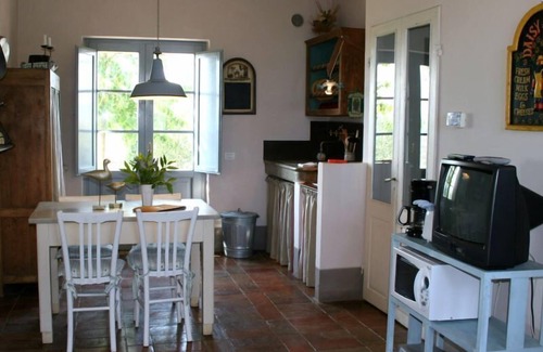 Ponte di Gabbiano Villa | Casa Aurora has been divided into two apartments, each with private entrance. Both apartments are ch