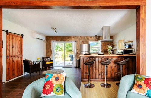 Newtown House | Casa Azul 2Bed/1Bath
