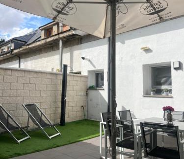 La Pradera de Navalhorno House | Casa Barrionuevo 1