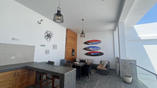 Puerto Chicama House | Casa Beach - Puerto Malabrigo Piscina Surf Chicama playa ola izquierda más larga del mundo