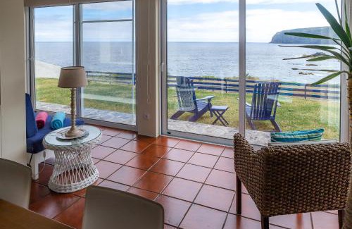 Ponta Delgada House | Casa Beira Mar