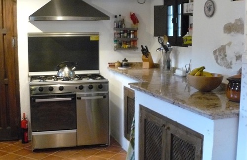 Algarinejo House | Casa Cerretillo, "A slice of paradise" Rural White House with Modern Luxuries