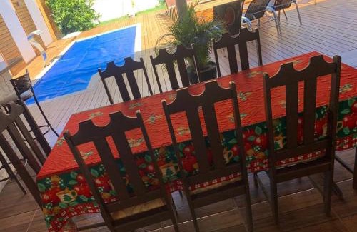 Neva Villa | Casa com Piscina em Região Nobre de Cascavel