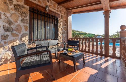 Valverde de Merida Ski Chalet | Casa con piscina Jailás