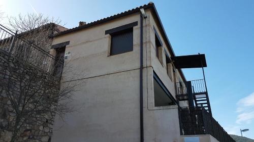 Navas de Estena House | Casa con piscina en Parque Nacional de Cabañeros