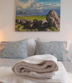 Biscoitos House | Casa da Maresia by PontaNegraAzores