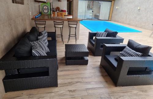 Tabuleiro House | Casa da Piscina Camboriú