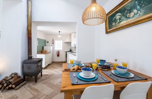 Vila do Bispo Cottage | Casa da Praia Algarve - Cosy Former Fishermen´s Cottage Close To Beaches!