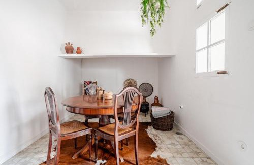 Santa Clara-a-Velha Villa | Casa da Ti Maria Vieira