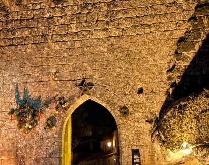 Sortelha House | Casa das 5 Cruzes dentro da muralha