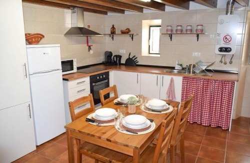 Santa Maria da Devesa House | Casa das Gémeas - Moradia rústica