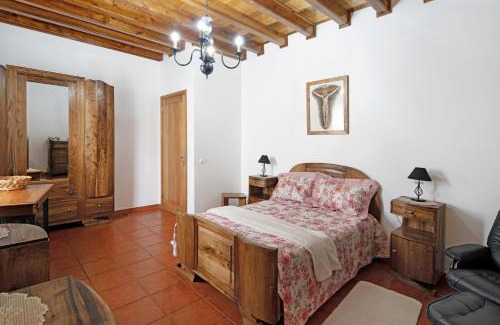 Porto Judeu House | Casa das Rosas