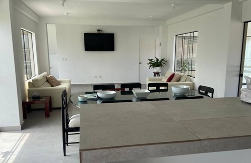 Cieneguilla Cottage | Casa de Campo Amplia con Piscina, Zona de Parrilla PET Friendly