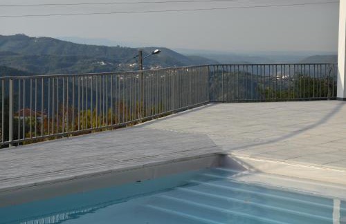 Vila Nova de Poiares House | Casa de Campo de SOUTELO