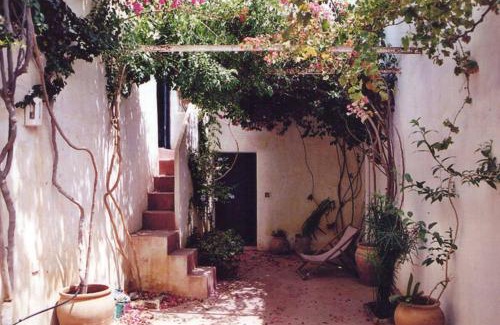 Rodalquilar House | Casa de la Buganvilla